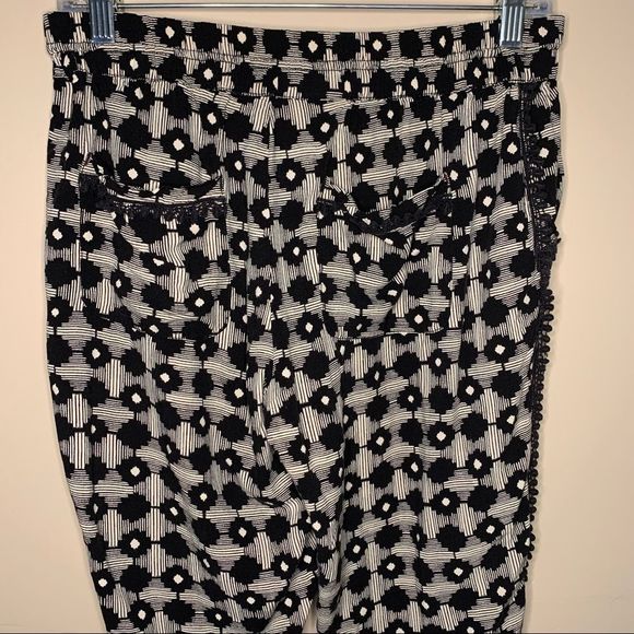 Anthropologie Hei Hei Goh Black Printed Tapered Pants Women’s Size Small - Picture 11 of 13